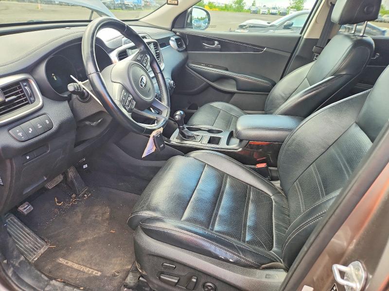 Photo 7 from auction – 2017 KIA SORENTO with VIN 5XYPHDA59HG295971