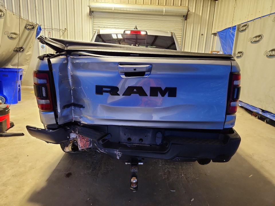 Снимка 6 от търг – 2020 RAM 1500 с VIN 1C6RRELT2LN176580