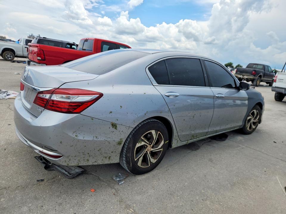 Photo 3 from auction – 2016 HONDA ACCORD with VIN 1HGCR2F38GA071694