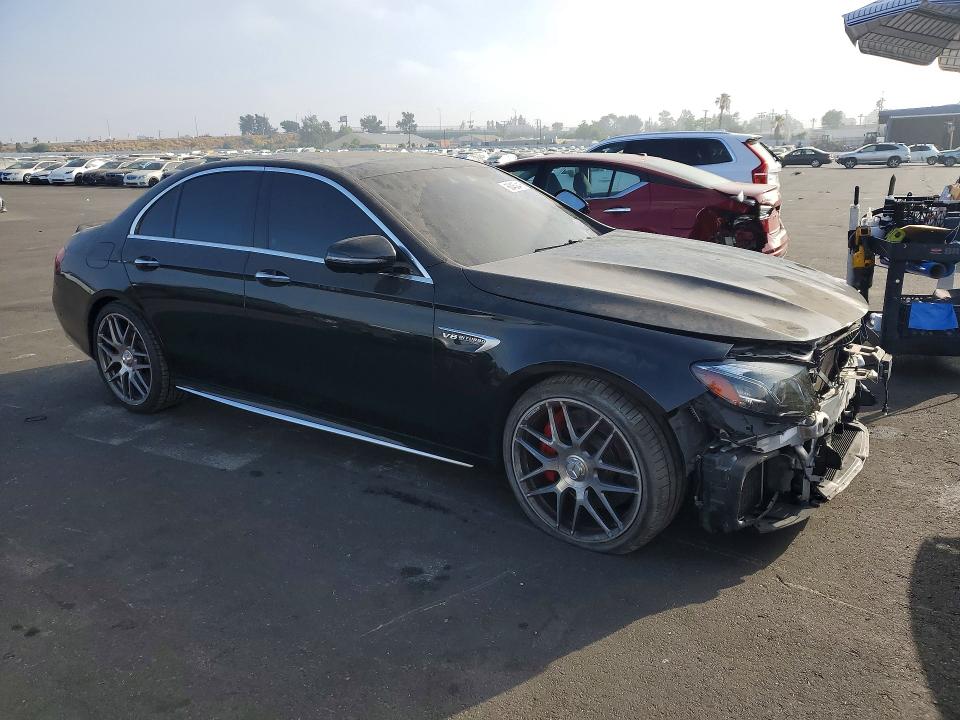 Photo 4 from auction – 2019 MERCEDES-BENZ E with VIN WDDZF8KB6KA611544