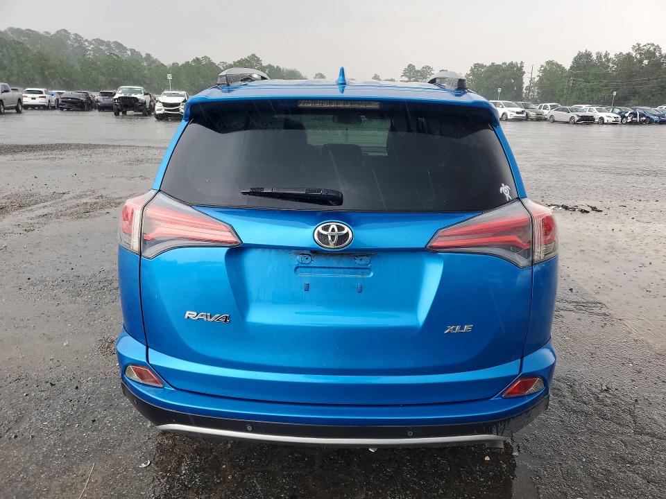 Photo 6 from auction – 2017 TOYOTA RAV4 with VIN JTMWFREV8HJ707788