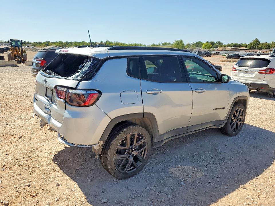 Photo 3 from auction – 2026 JEEP COMPASS with VIN 3C4NJDBN7TT201145