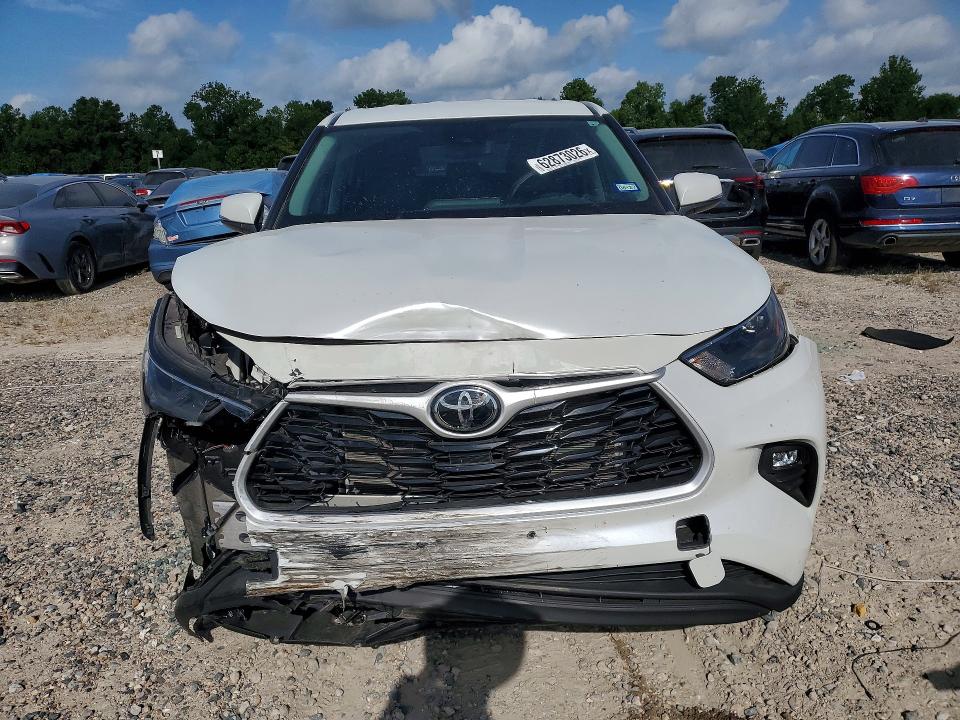 صورة رقم 5 من المزاد - 2022 TOYOTA HIGHLANDER مع VIN 5TDZZRAH8NS552114