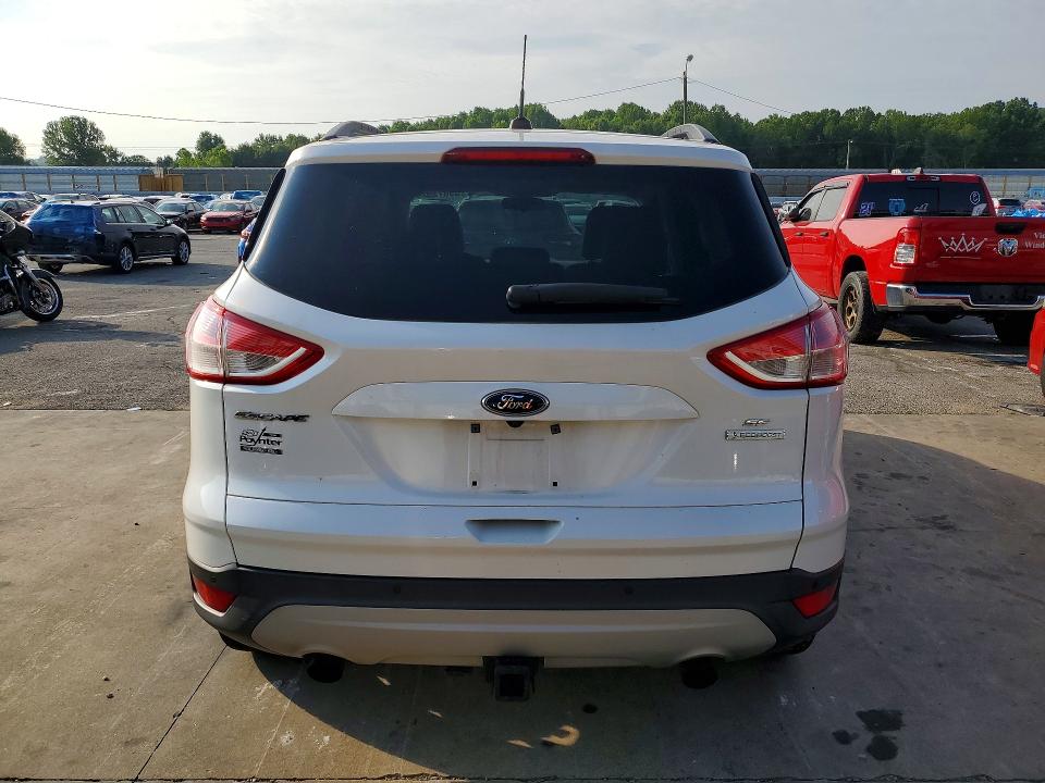 Photo 6 from auction – 2016 FORD ESCAPE with VIN 1FMCU0G94GUA65017
