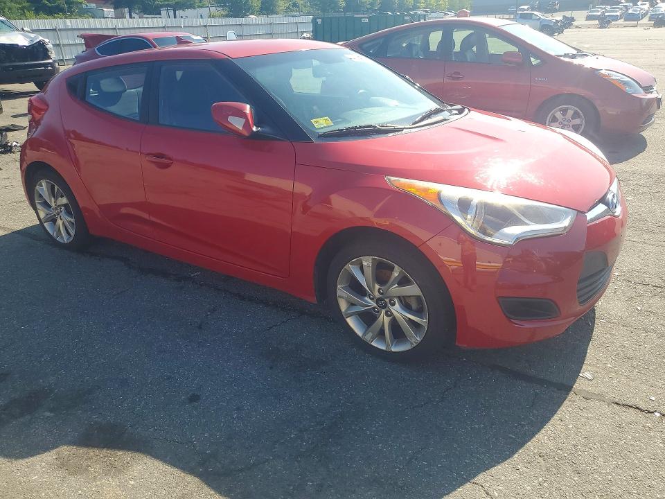 Photo 4 from auction – 2016 HYUNDAI VELOSTER with VIN KMHTC6AD8GU277180