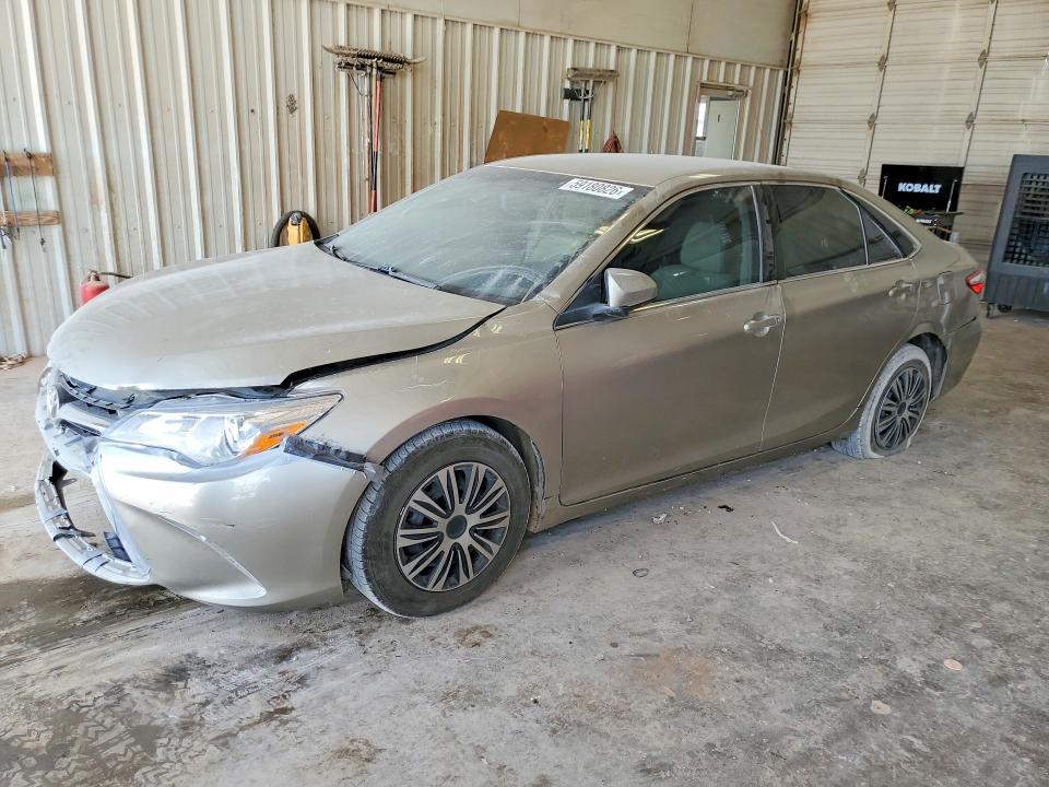 TOYOTA CAMRY 2016 con VIN 4T1BF1FK2GU533519 - Foto de la subasta