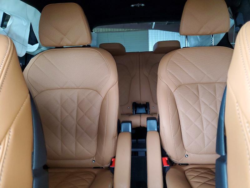 Photo 10 from auction – 2026 BMW X7 with VIN 5UX23EM04T9384130