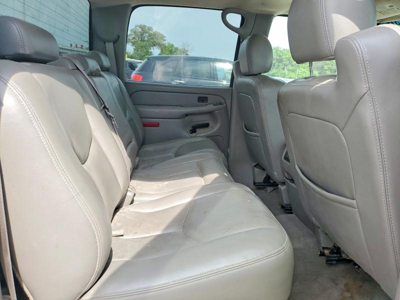 Photo 10 from auction – 2004 CHEVROLET SILVERADO with VIN 2GCEK13T741406914
