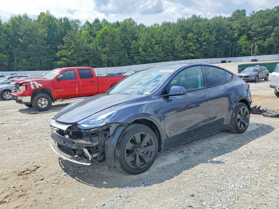 TESLA MODEL Y 2022 with VIN 7SAYGAEEXNF422300 - Photo from auction