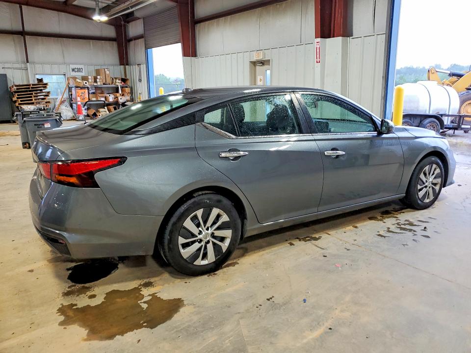Photo 3 from auction – 2020 NISSAN ALTIMA with VIN 1N4BL4BV4LC215129