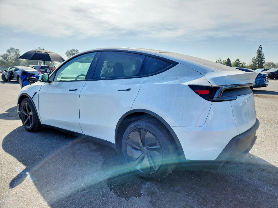 Photo 2 from auction – 2026 TESLA MODEL Y with VIN 7SAYGDEE8TF391191