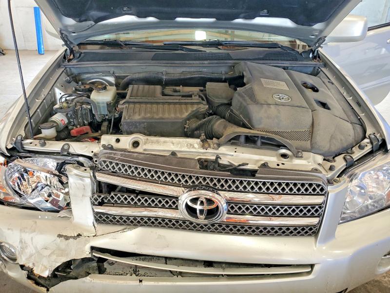 Photo 12 from auction – 2006 TOYOTA HIGHLANDER with VIN JTEEW21A360016155