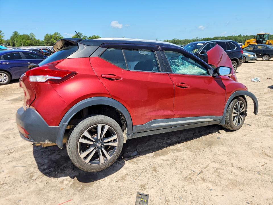 Photo 3 from auction – 2019 NISSAN KICKS with VIN 3N1CP5CU9KL539889