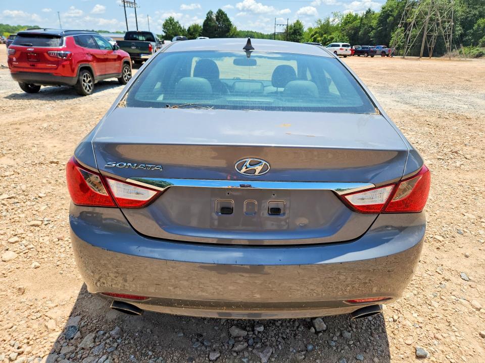 Photo 6 from auction – 2011 HYUNDAI SONATA with VIN 5NPEC4AC0BH289710