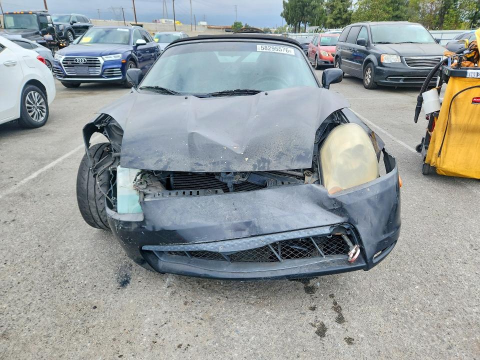 Photo 5 from auction – 2001 TOYOTA MR2 with VIN JTDFR320610038848