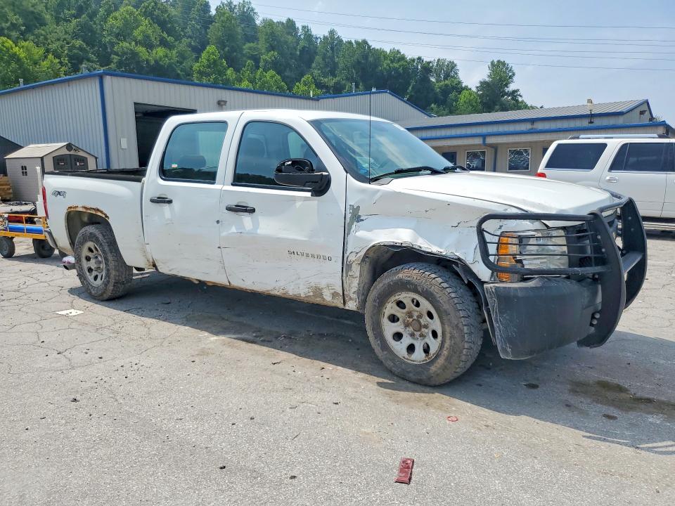 Photo 4 from auction – 2011 CHEVROLET SILVERADO with VIN 1GCPKPE31BF141938