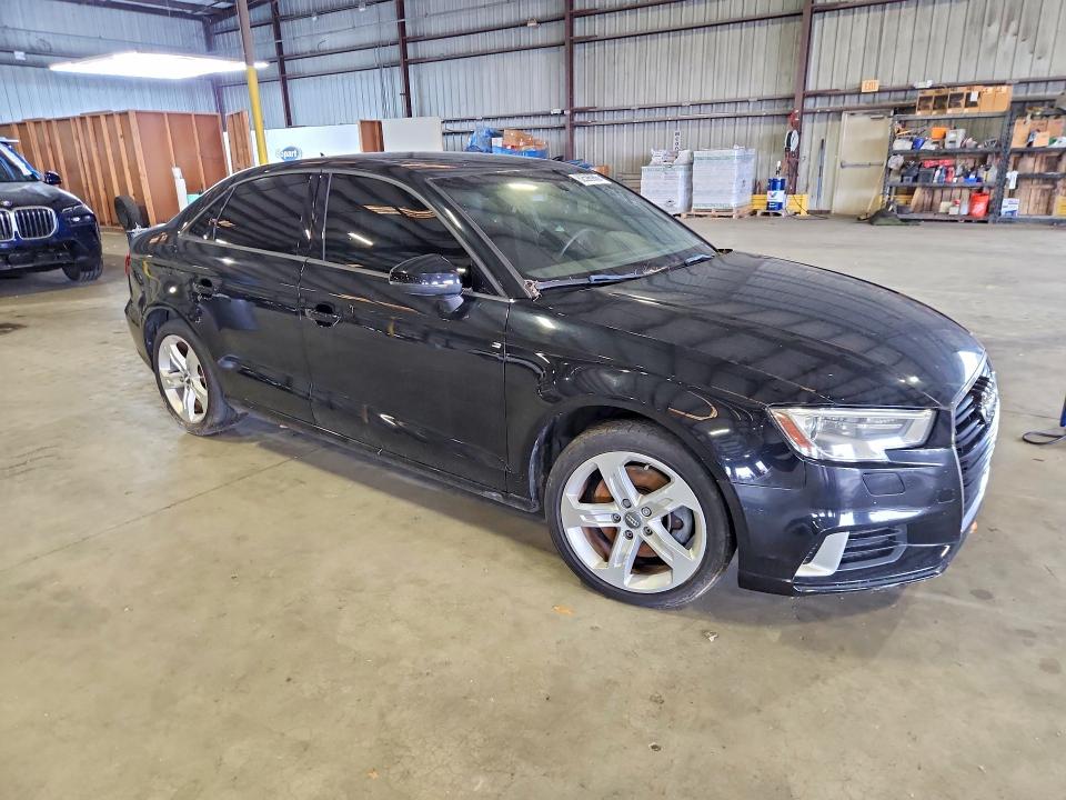 Photo 4 from auction – 2018 AUDI A3 with VIN WAUAUGFF9J1078623
