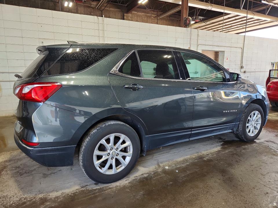 Photo 3 from auction – 2018 CHEVROLET EQUINOX with VIN 3GNAXSEV3JS570897