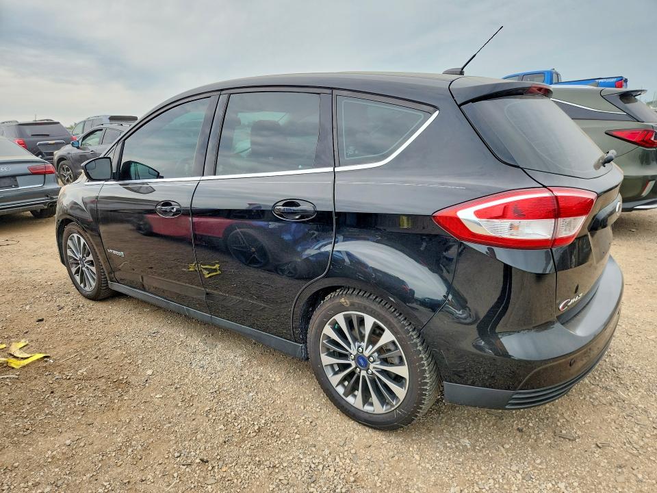 Photo 2 from auction – 2017 FORD C-MAX with VIN 1FADP5DU6HL118626