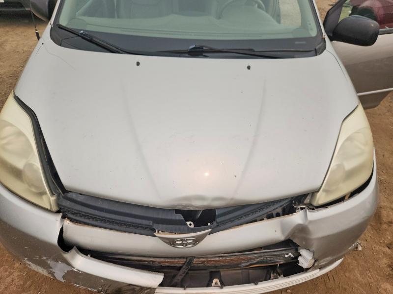 Photo 12 from auction – 2005 TOYOTA SIENNA with VIN 5TDZA23C75S246862