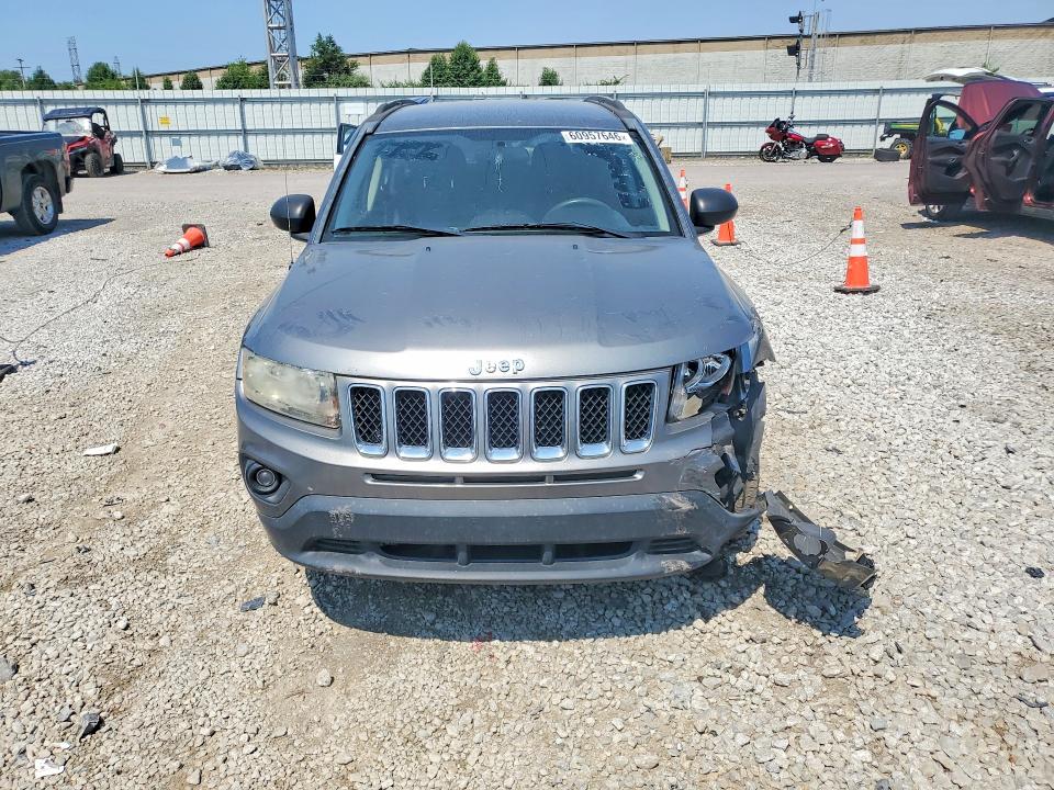 Photo 5 from auction – 2014 JEEP COMPASS with VIN 1C4NJDBB7ED592215