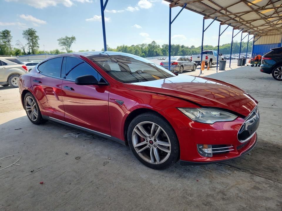 Photo 4 from auction – 2015 TESLA MODEL S with VIN 5YJSA1H1XFFP70645