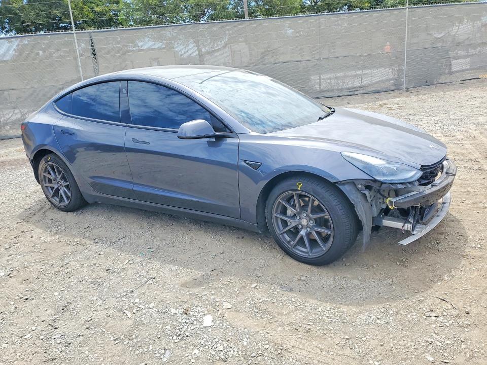 Photo 4 from auction – 2022 TESLA MODEL 3 with VIN 5YJ3E1EA7NF195173