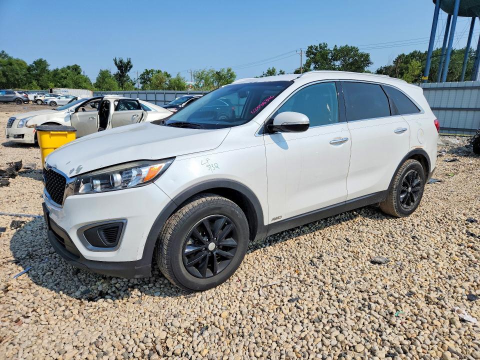 KIA SORENTO 2016 con VIN 5XYPGDA32GG109963 - Foto de la subasta