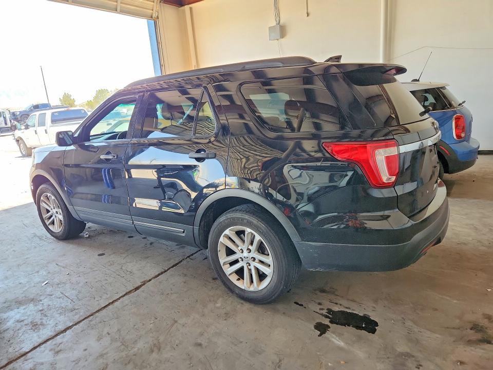Photo 2 from auction – 2017 FORD EXPLORER with VIN 1FM5K8B82HGB44231