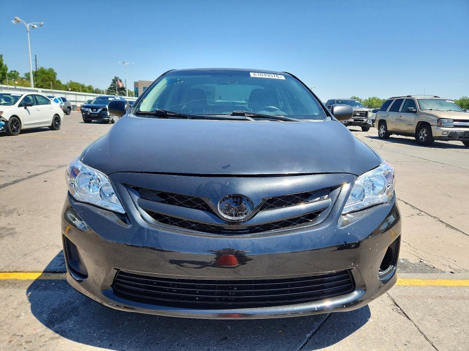 Photo 5 from auction – 2013 TOYOTA COROLLA with VIN 2T1BU4EE0DC091632