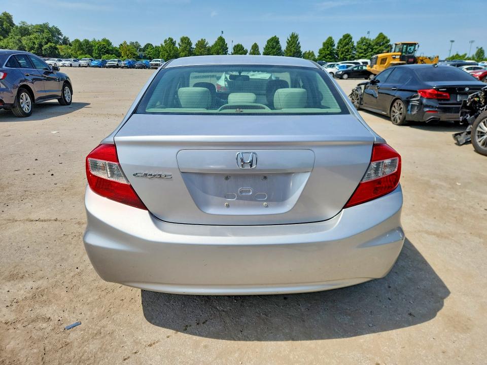 Photo 6 from auction – 2012 HONDA CIVIC with VIN 19XFB2F54CE086380