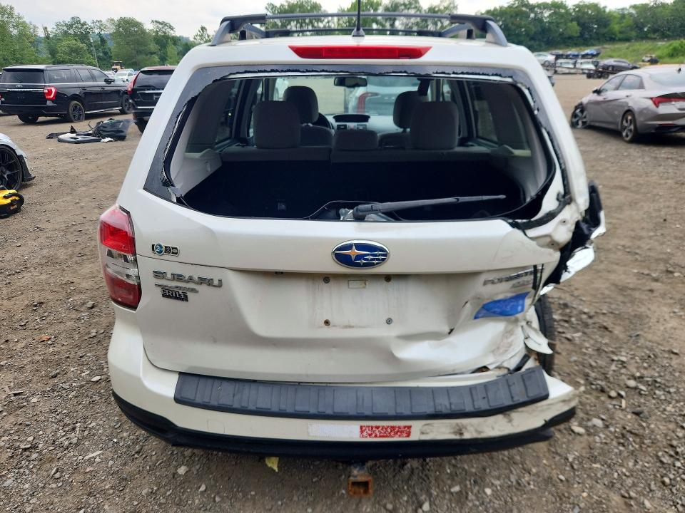 Photo 6 from auction – 2014 SUBARU FORESTER with VIN JF2SJAEC8EH537756