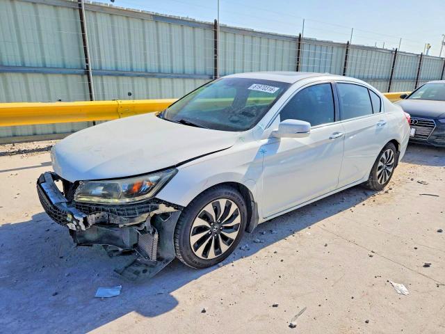 HONDA ACCORD 2015 with VIN 1HGCR6F51FA002725 - Photo from auction