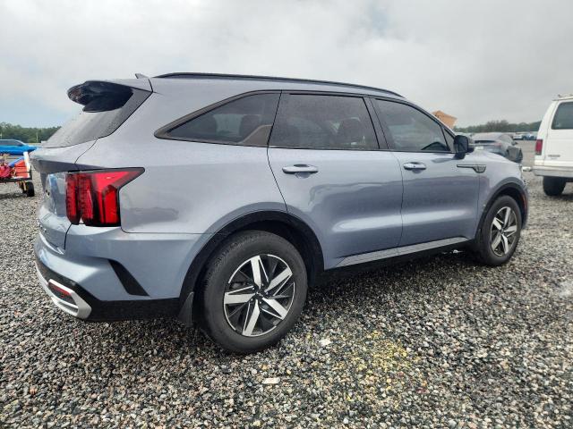Photo 3 from auction – 2022 KIA SORENTO with VIN 5XYRH4LF4NG075308