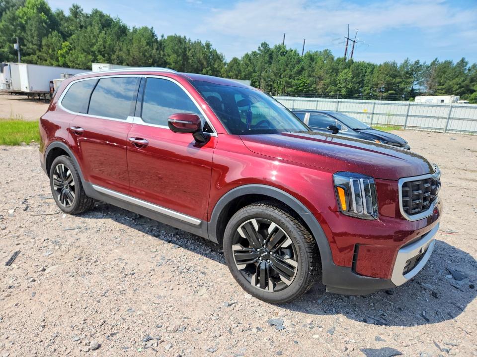 Photo 4 from auction – 2023 KIA TELLURIDE with VIN 5XYP5DGC0PG335304