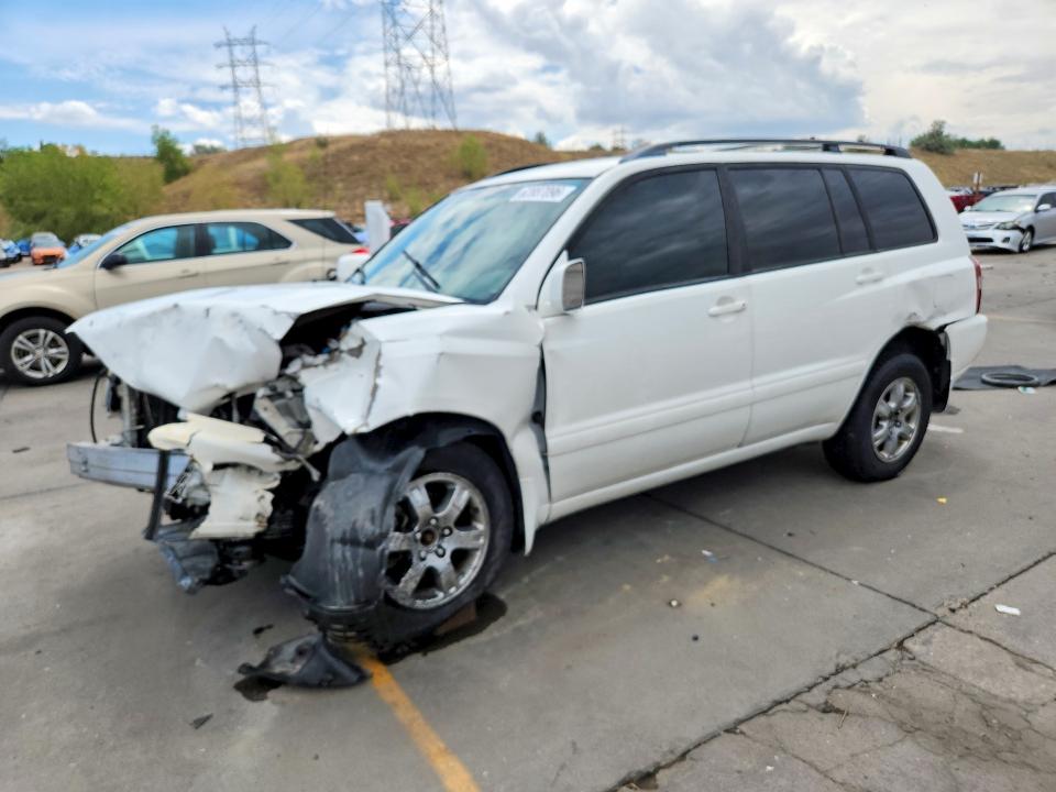 TOYOTA HIGHLANDER 2004 with VIN JTEEP21A940060106 - Photo from auction