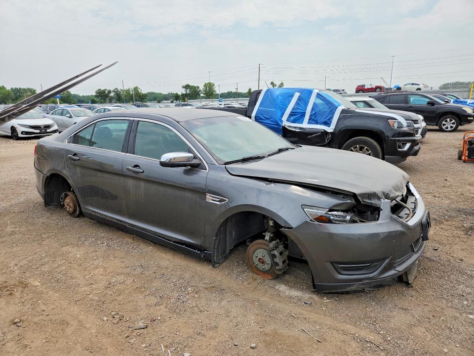 Photo 4 from auction – 2015 FORD TAURUS with VIN 1FAHP2F83FG152223