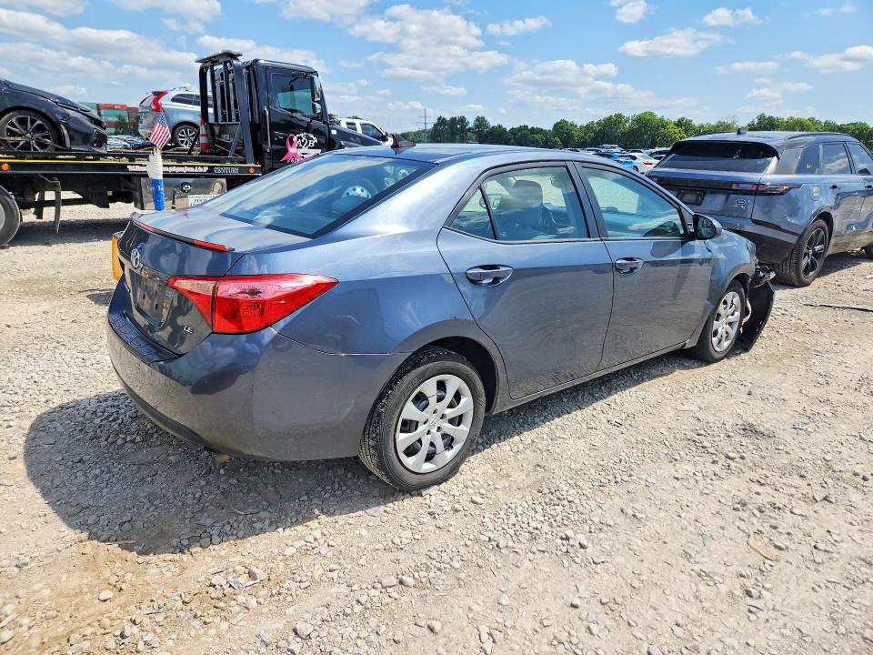 Photo 3 from auction – 2019 TOYOTA COROLLA with VIN 2T1BURHE1KC158731