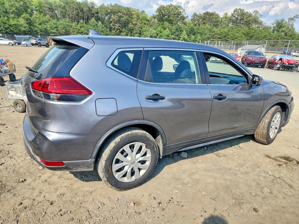 Photo 3 from auction – 2017 NISSAN ROGUE with VIN KNMAT2MT9HP575910