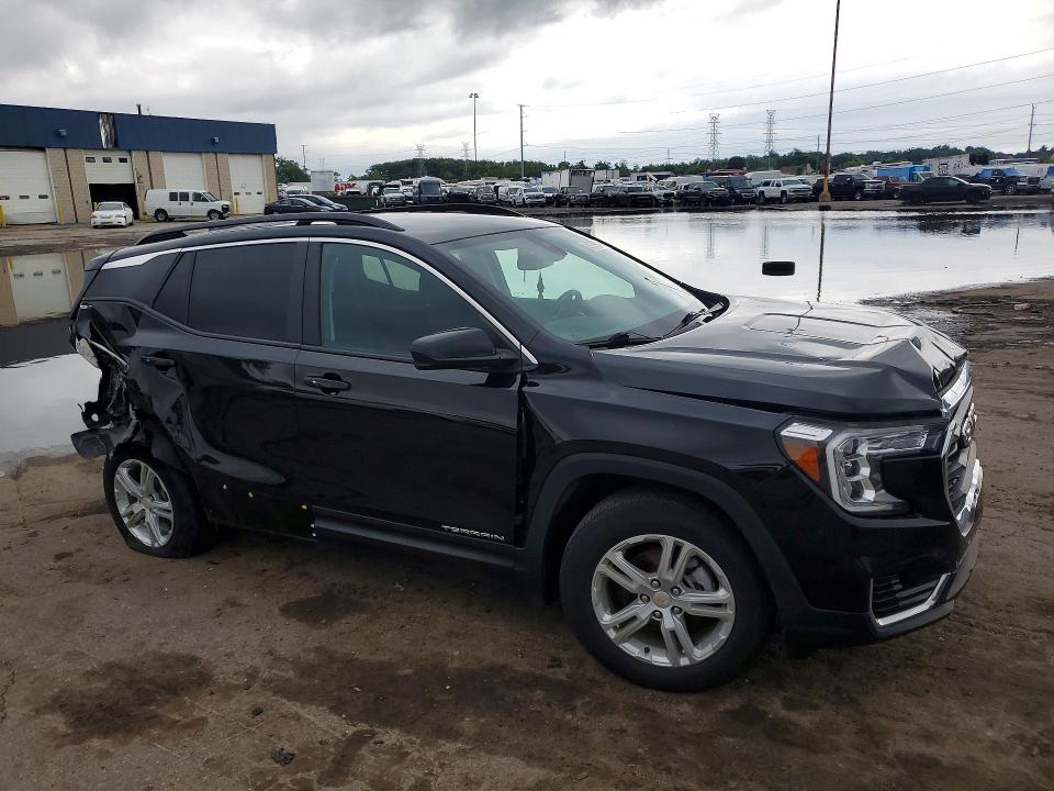 Photo 4 from auction – 2023 GMC TERRAIN with VIN 3GKALMEG0PL226243