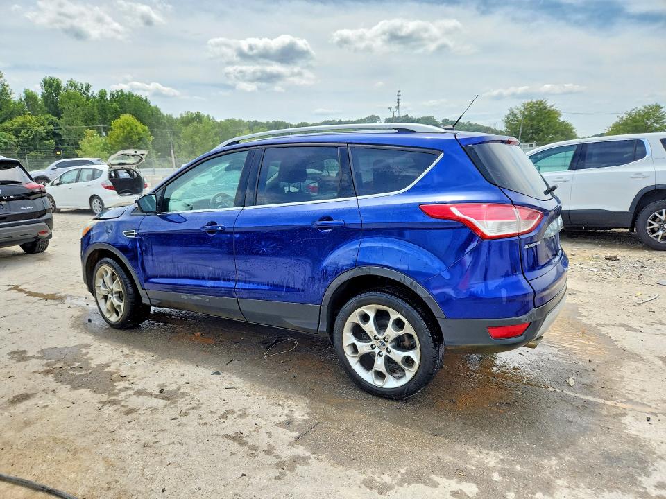 Photo 2 from auction – 2016 FORD ESCAPE with VIN 1FMCU9J95GUC58449