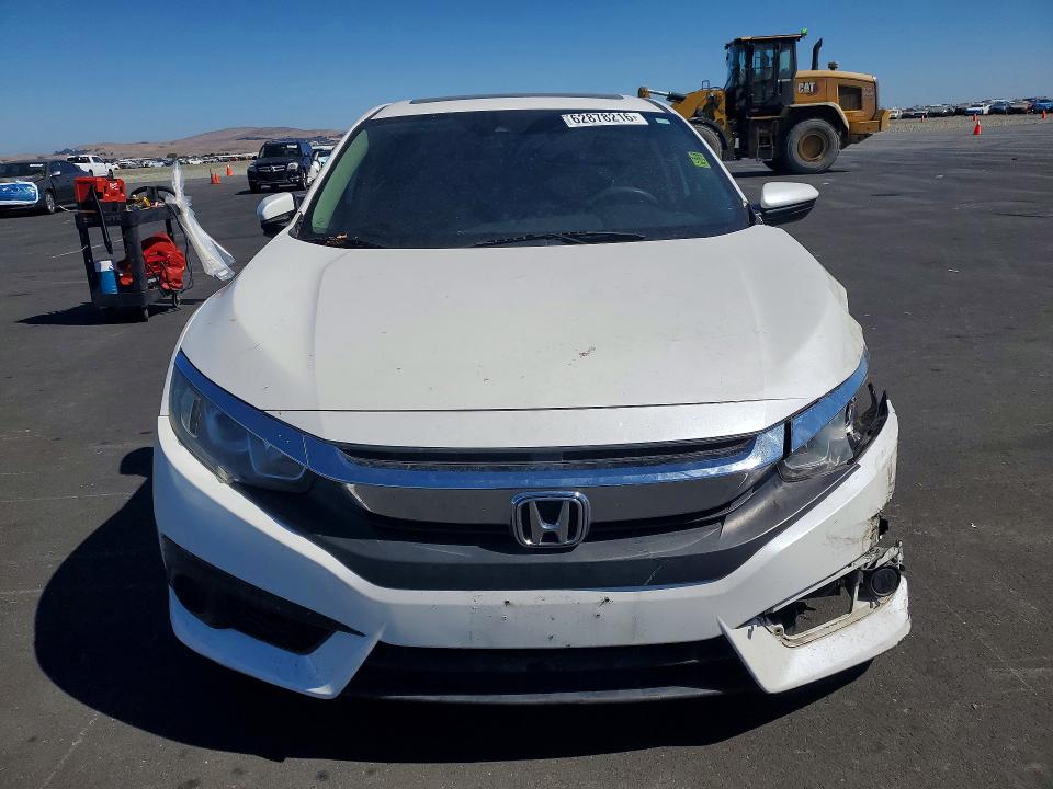 Photo 5 from auction – 2017 HONDA CIVIC with VIN 19XFC2F87HE224007