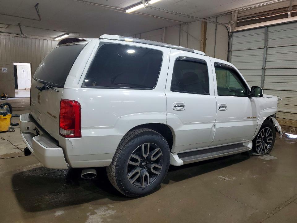 Photo 3 from auction – 2002 CADILLAC ESCALADE with VIN 1GYEK63N02R109772