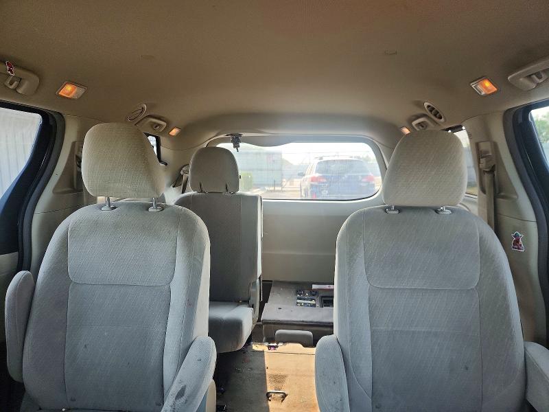 Photo 10 from auction – 2015 TOYOTA SIENNA with VIN 5TDJK3DC4FS112813