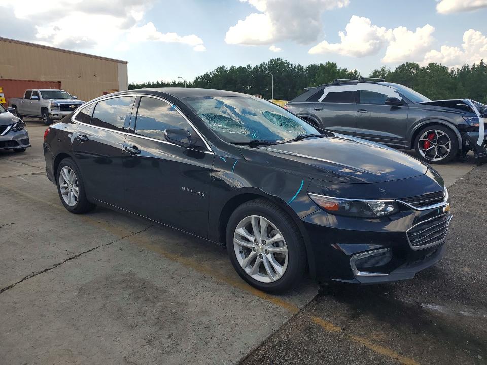 Photo 4 from auction – 2017 CHEVROLET MALIBU with VIN 1G1ZE5ST7HF206009
