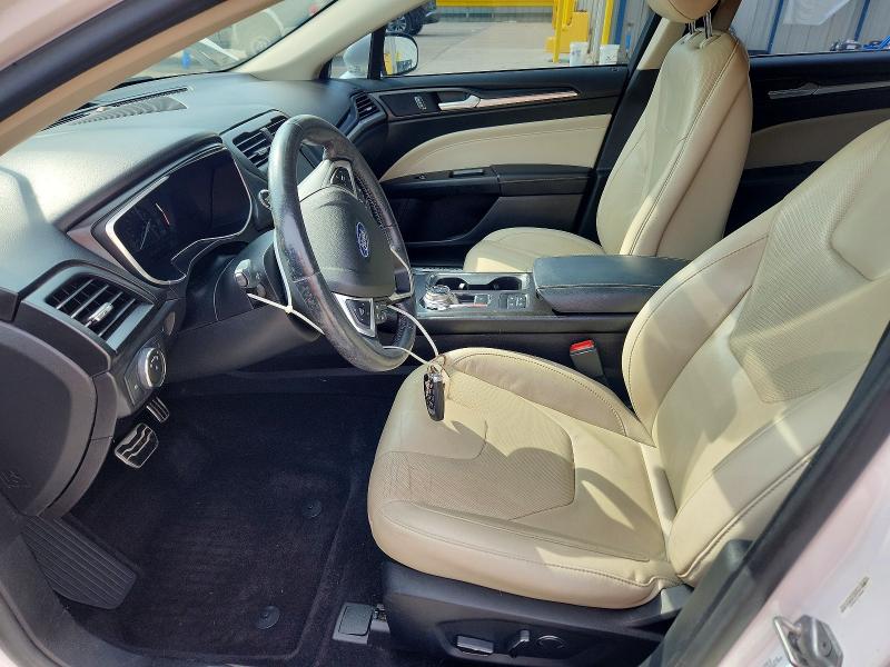 Photo 7 from auction – 2017 FORD FUSION with VIN 3FA6P0RUXHR264307