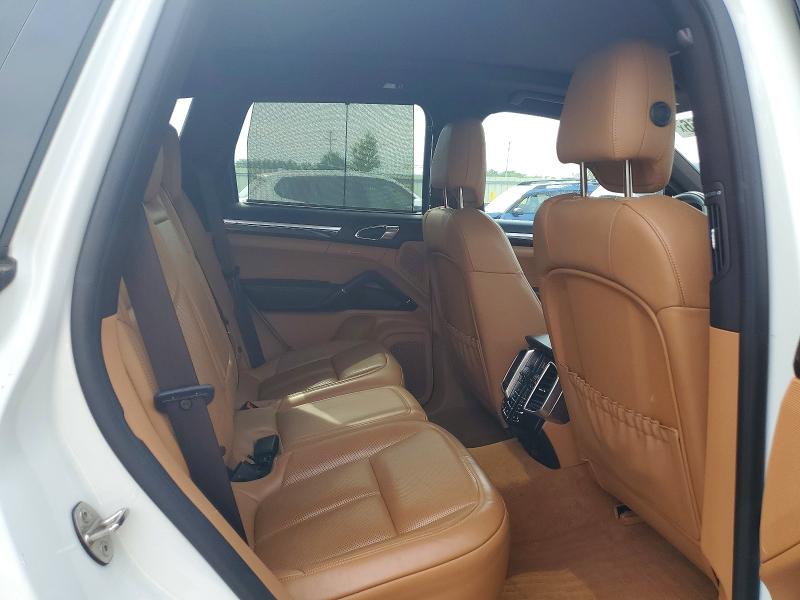 Photo 11 from auction – 2018 PORSCHE CAYENNE with VIN WP1AB2A23JLA60847