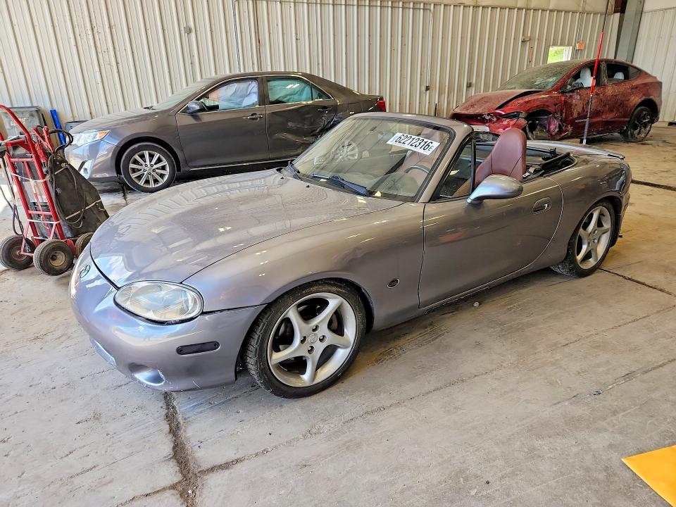 MAZDA MX-5 MIATA 2002 with VIN JM1NB353320224502 - Photo from auction
