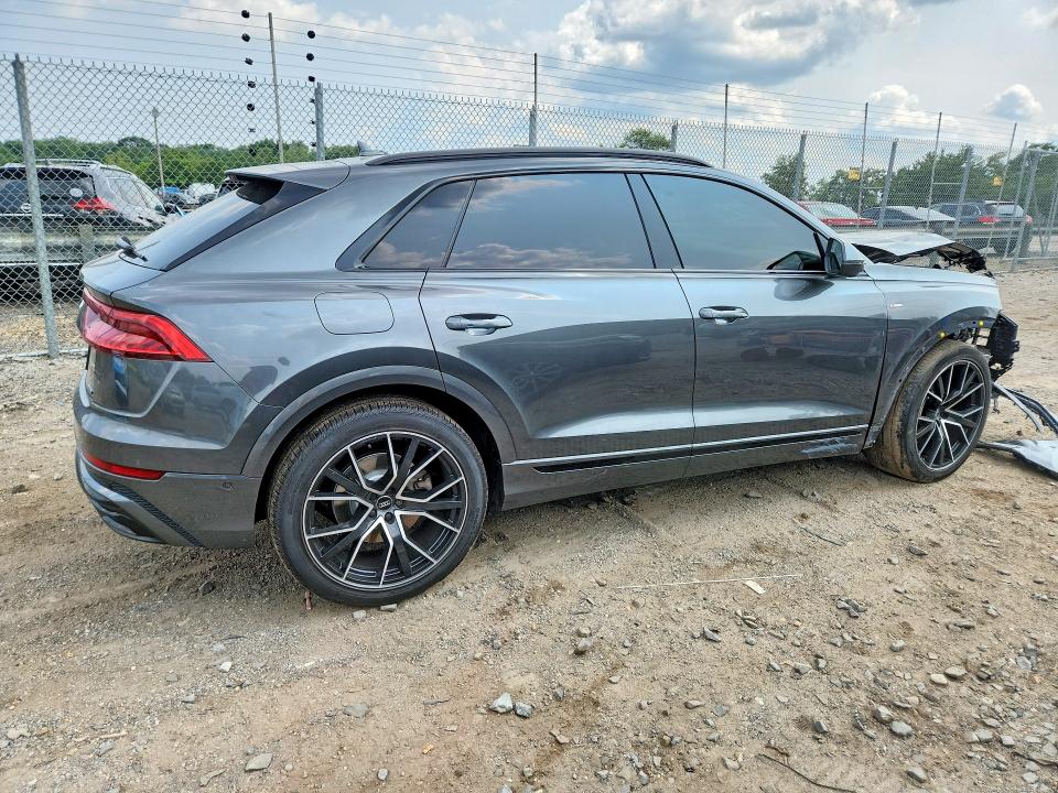 Zdjęcie 3 z aukcji – 2020 AUDI Q8 z VIN WA1FVAF12LD020629