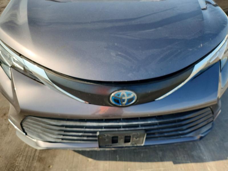 Photo 12 from auction – 2021 TOYOTA SIENNA with VIN 5TDYRKEC8MS040207